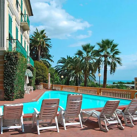 Villa In With Heating Imperia